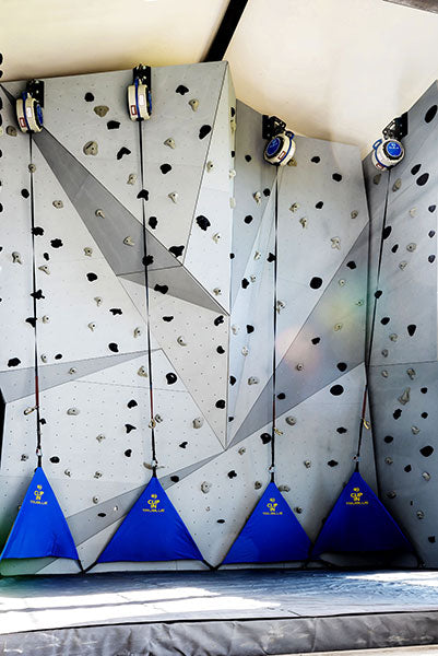 California Private Wall